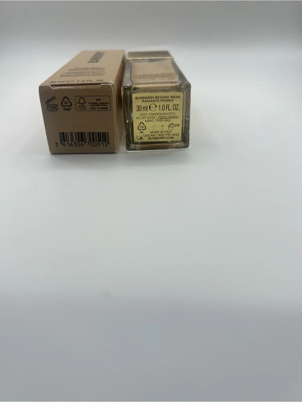 Burberry Beyond Wear Radiance Primer - Beige Gold