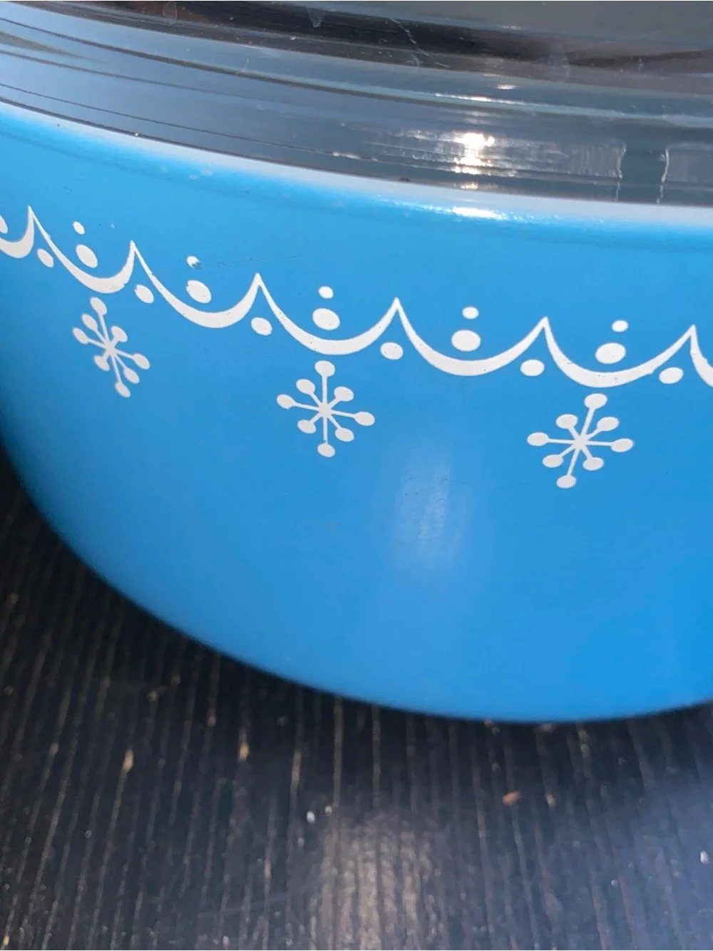 Pyrex bright blue