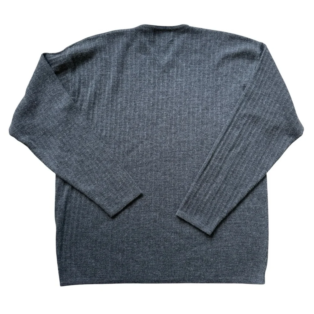 Pure & Simple Merino Wool V-Neck Sweater Gray Large Minimalist Quiet Luxury Mens