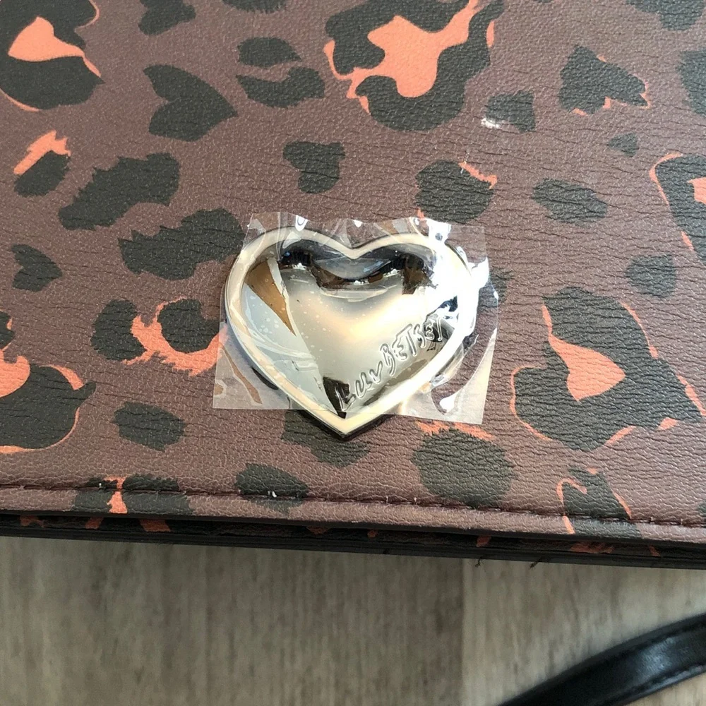 Betsey Johnson brown orange