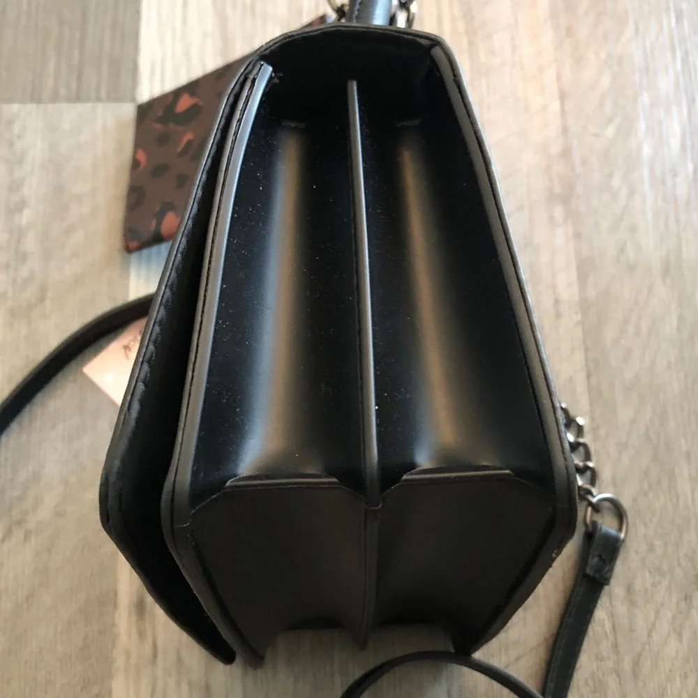 Betsey Johnson brown orange