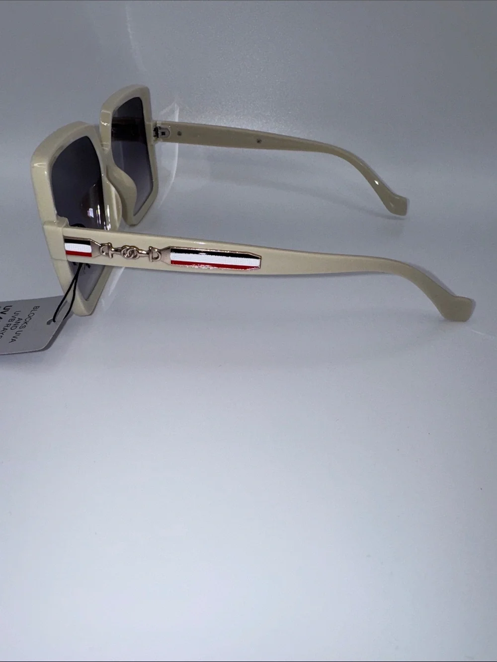 N/A stylish women