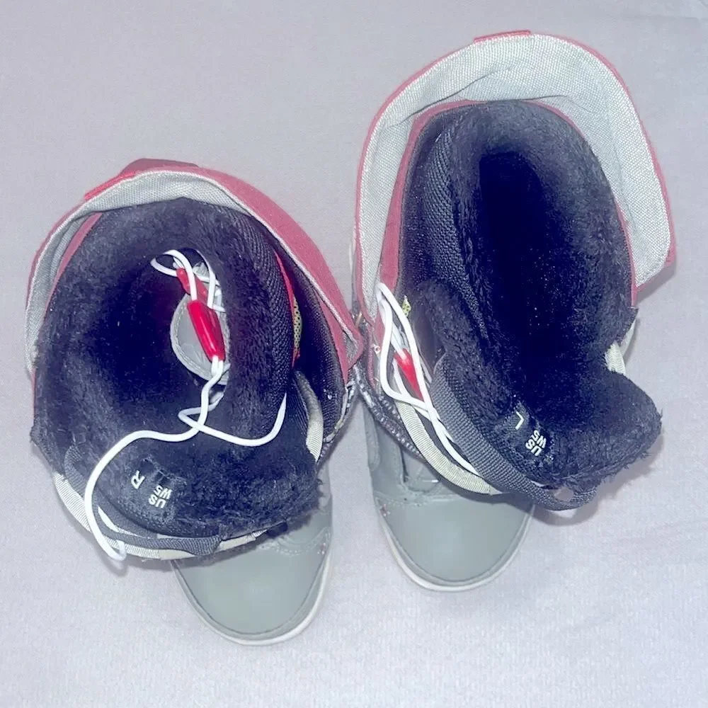 Vans snow boarder