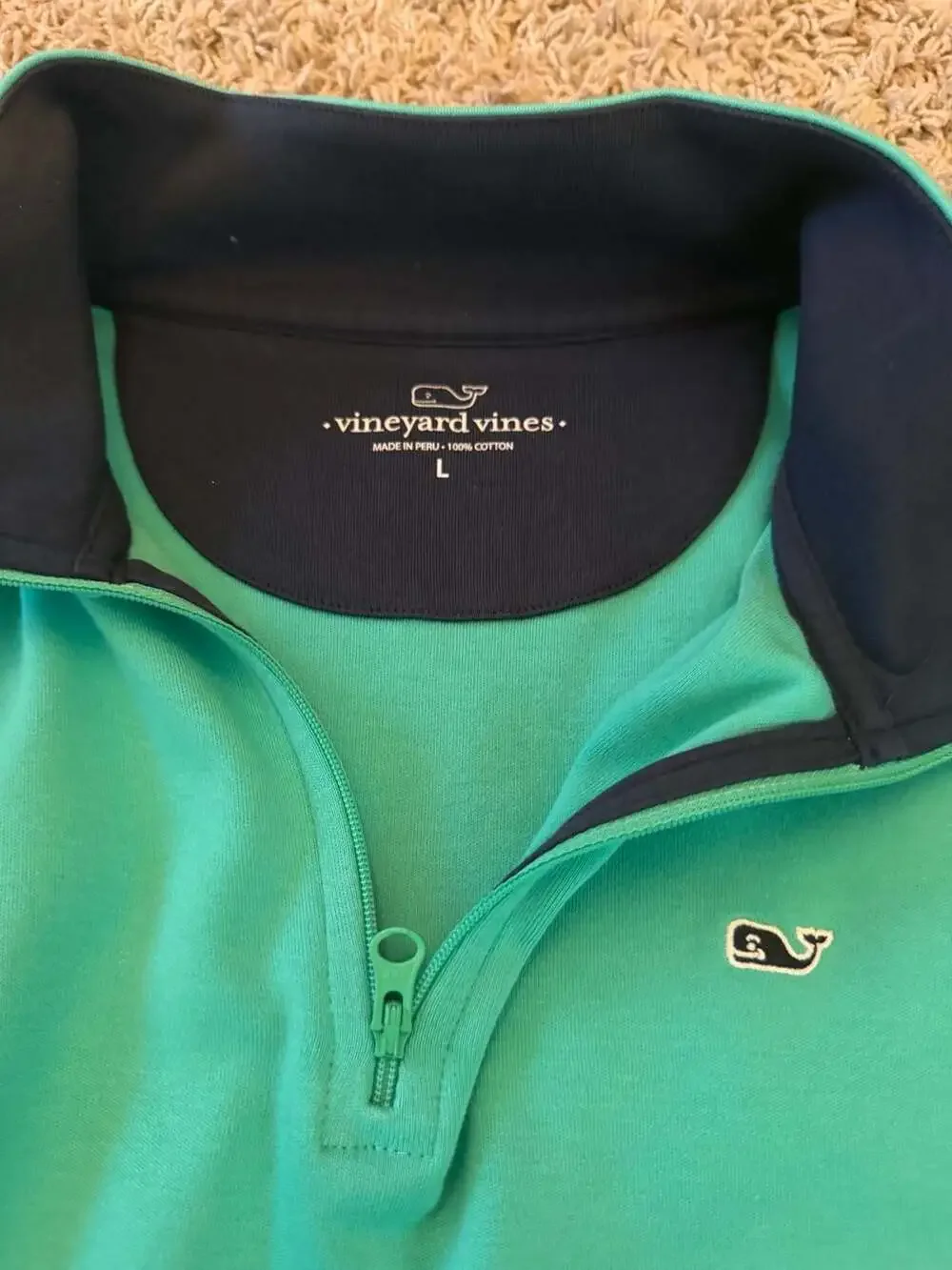 Vineyard Vines chest embroidered green