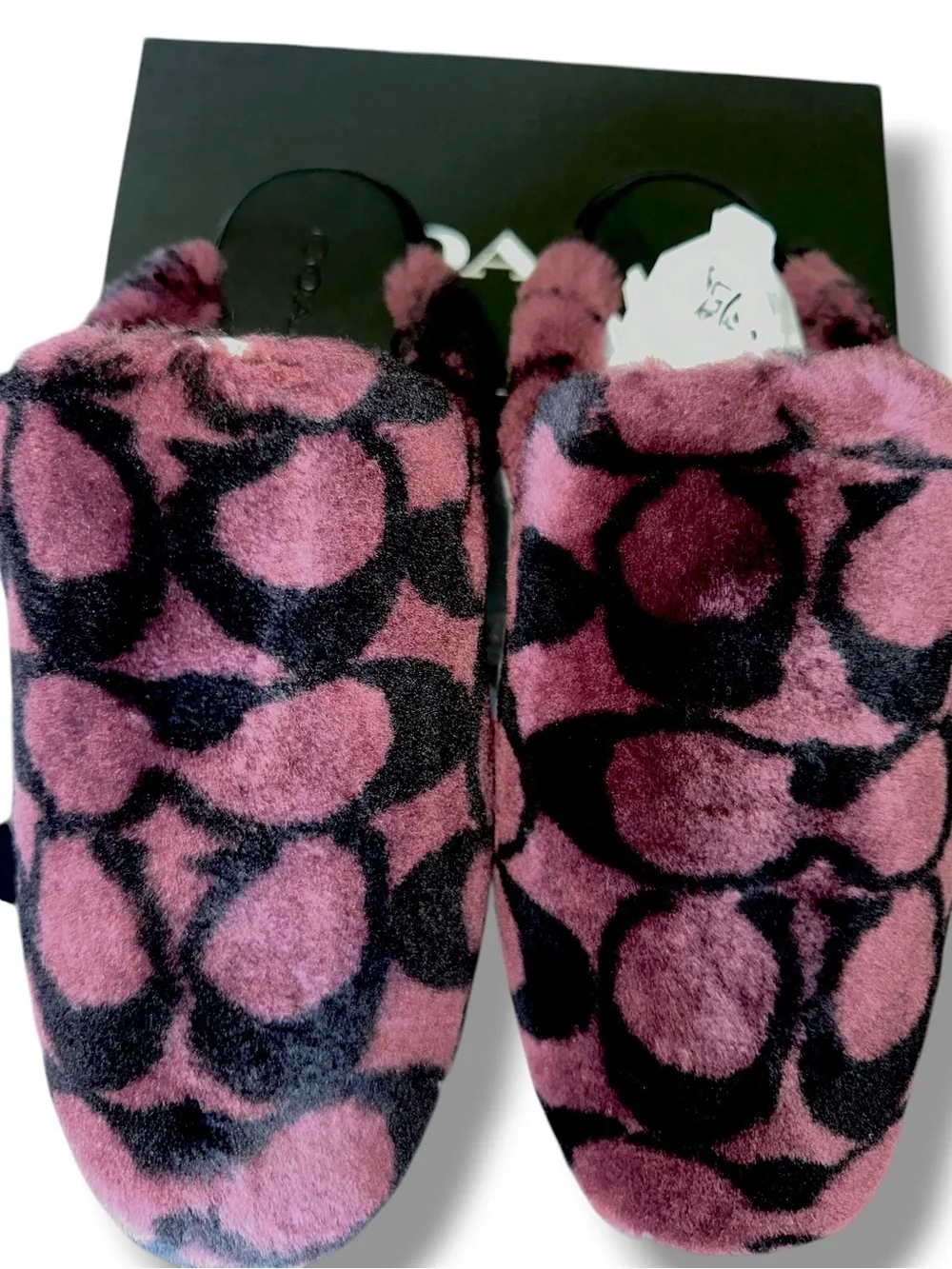 Coach SZ 10 Slipper Shoe Signature Shearling in the Merlot/Black NIB GIFT UNISEX