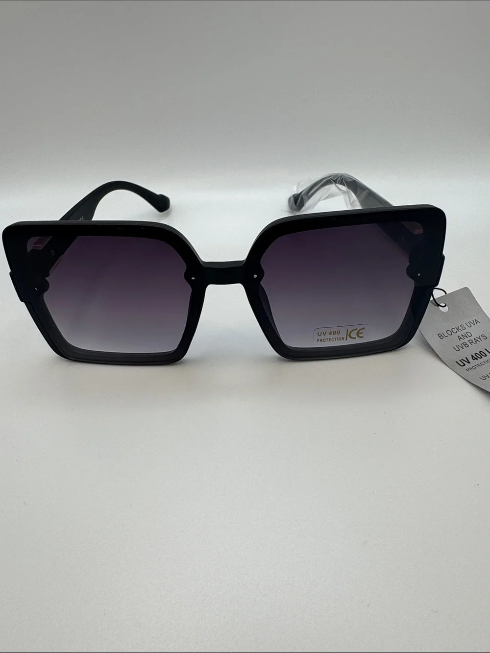 N/A stylish black