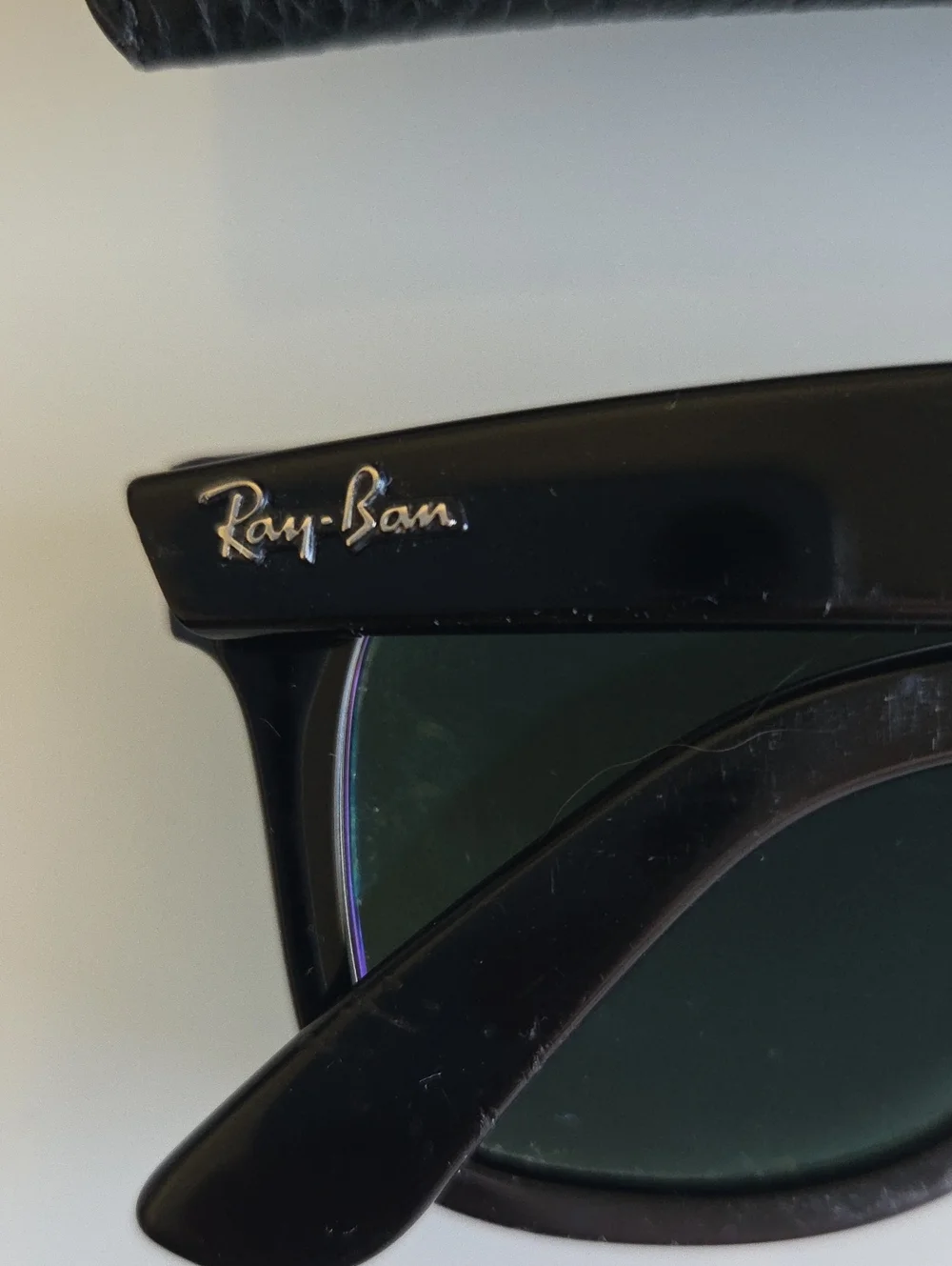 Ray-Ban classic ray