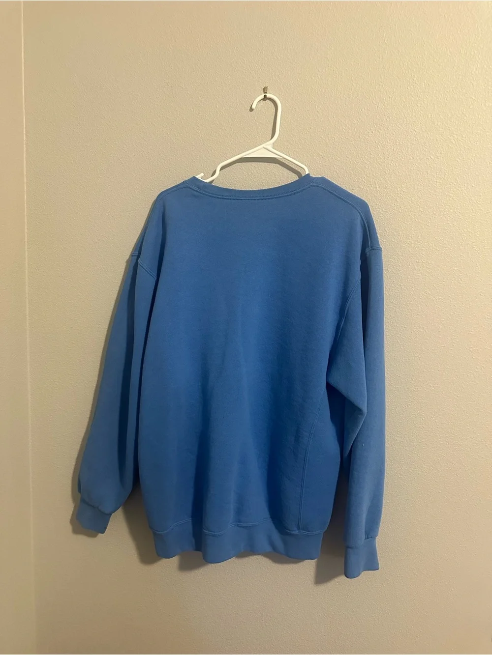 Russell Athletic Light Blue Crewneck Sweatshirt - Men's Pullover