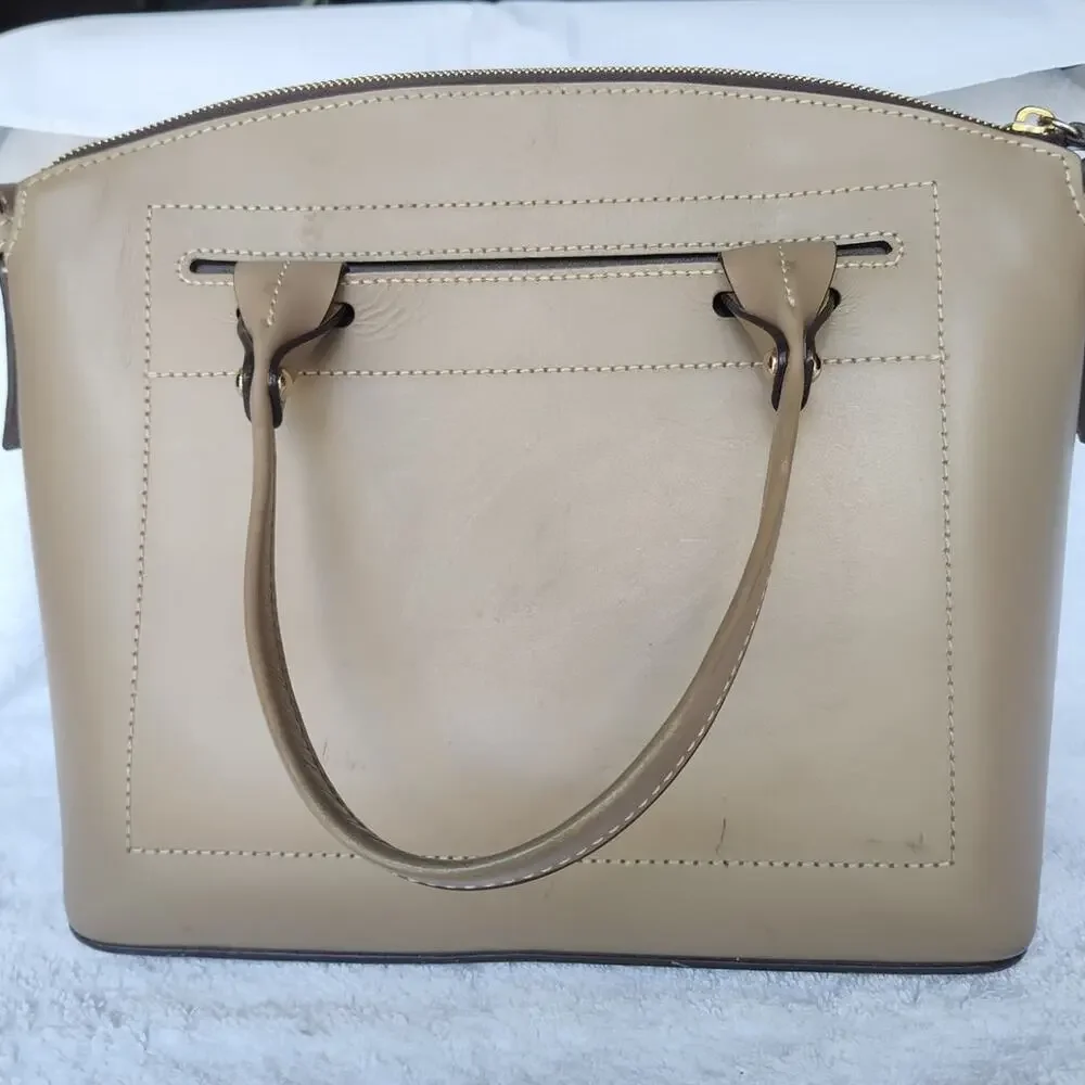 Dooney & Bourke we re