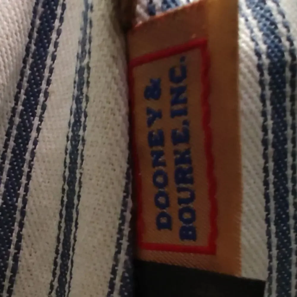 Dooney & Bourke we re