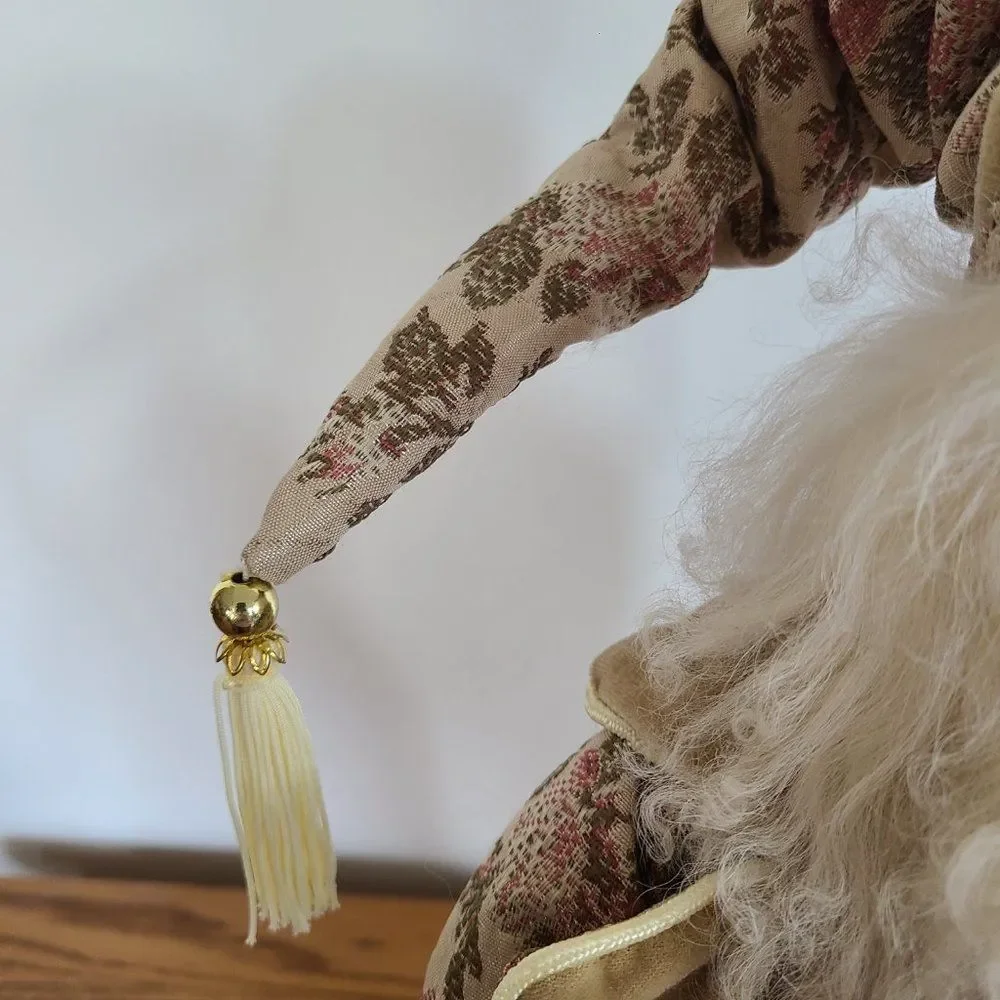 Vintage Old World Father Christmas Kris Kringle Santa Claus Holiday Figurine