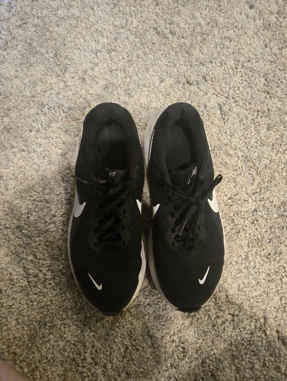 Nike lightweight trainers