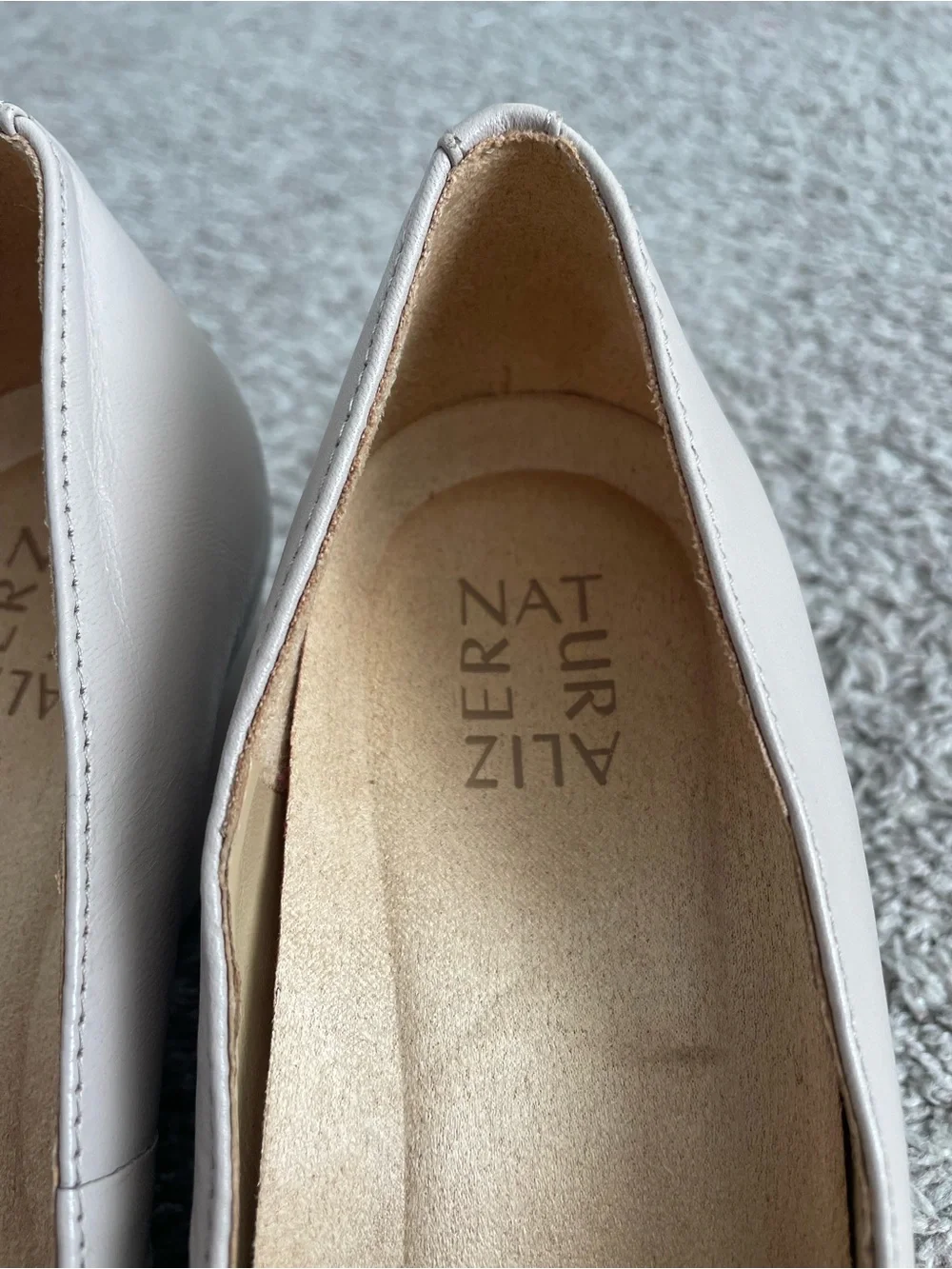 Naturalizer nude wedge