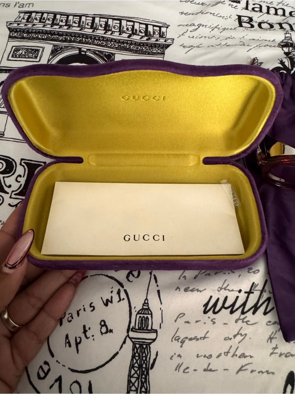 Gucci stylish tortoiseshell bridge