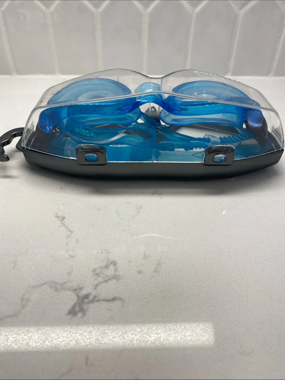 Aqua Sphere soft seal