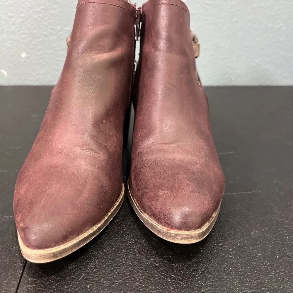 Maurices women burgundy