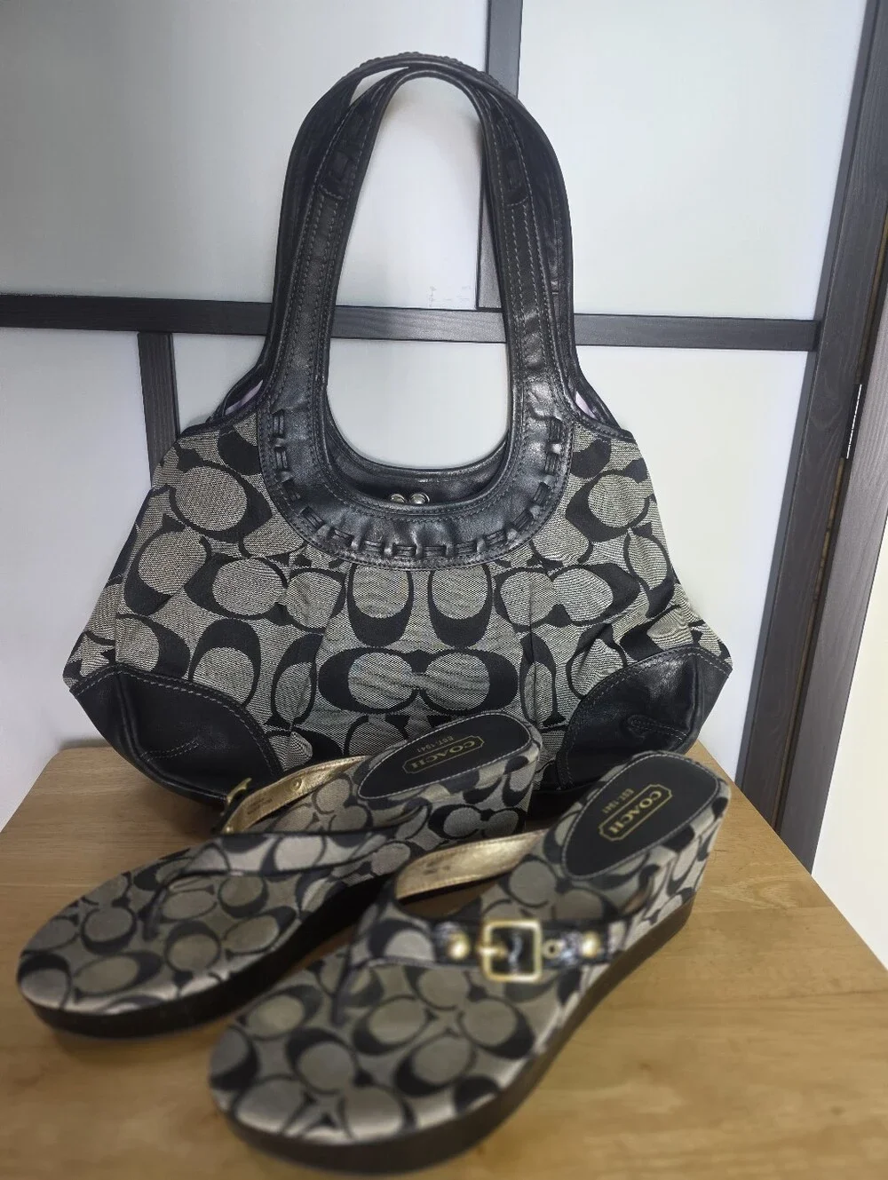 Coach Black & Gray Signature Canvas Shoulder Bag with Matching Sandals Size 11