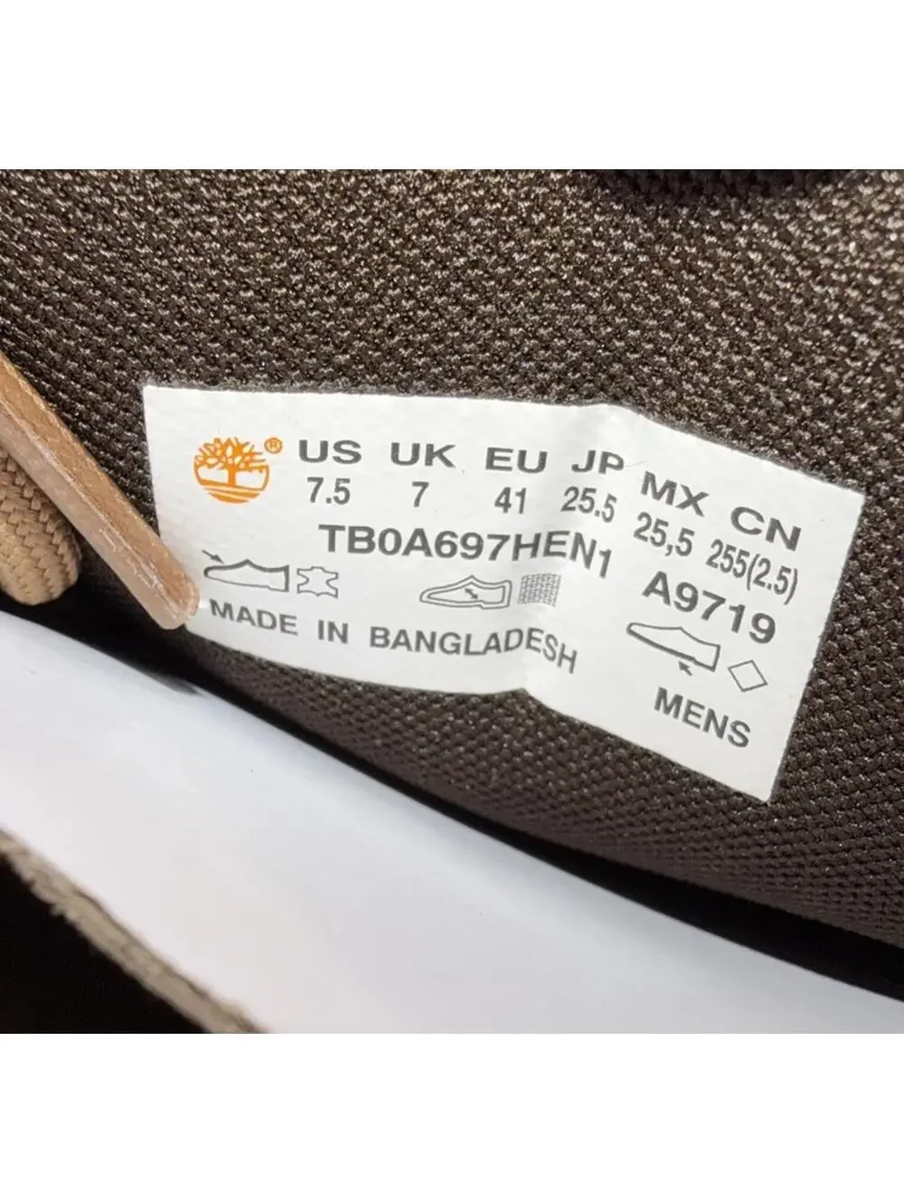 Timberland box damage