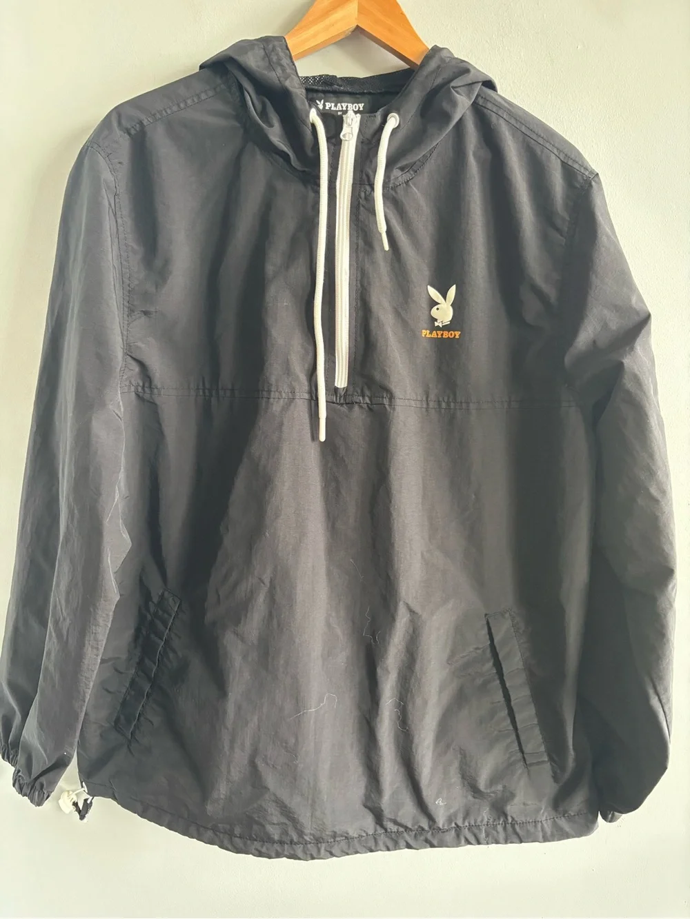 PacSun x Playboy Quarter-Zip Hooded Windbreaker Jacket Black – Unisex LARGE