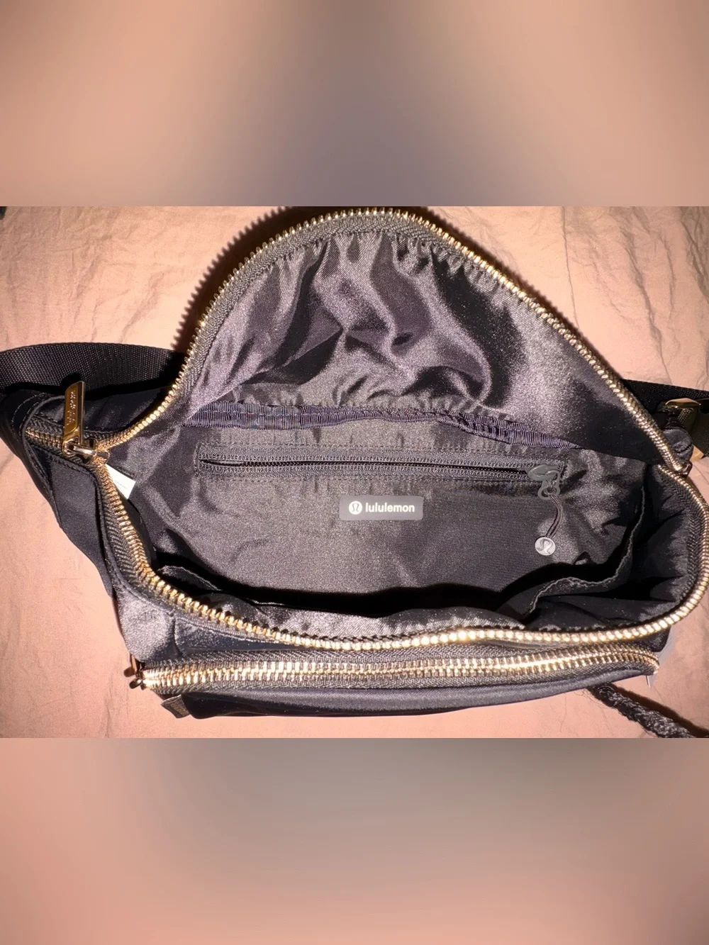 lululemon athletica sleek black