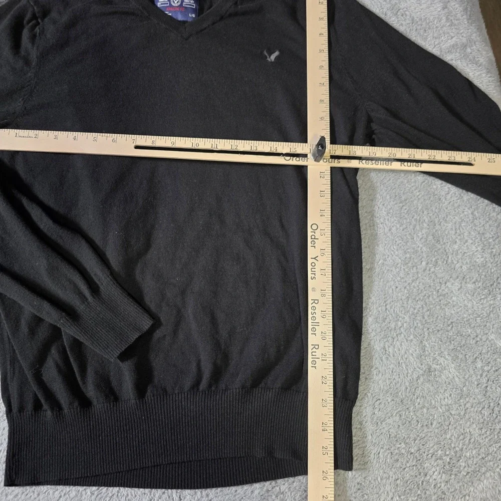 American Eagle Outfitters pair american