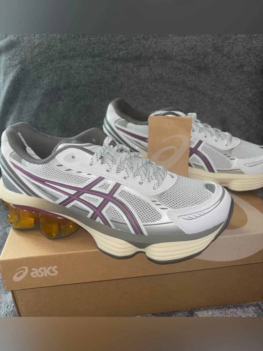 Asics gel kinetic