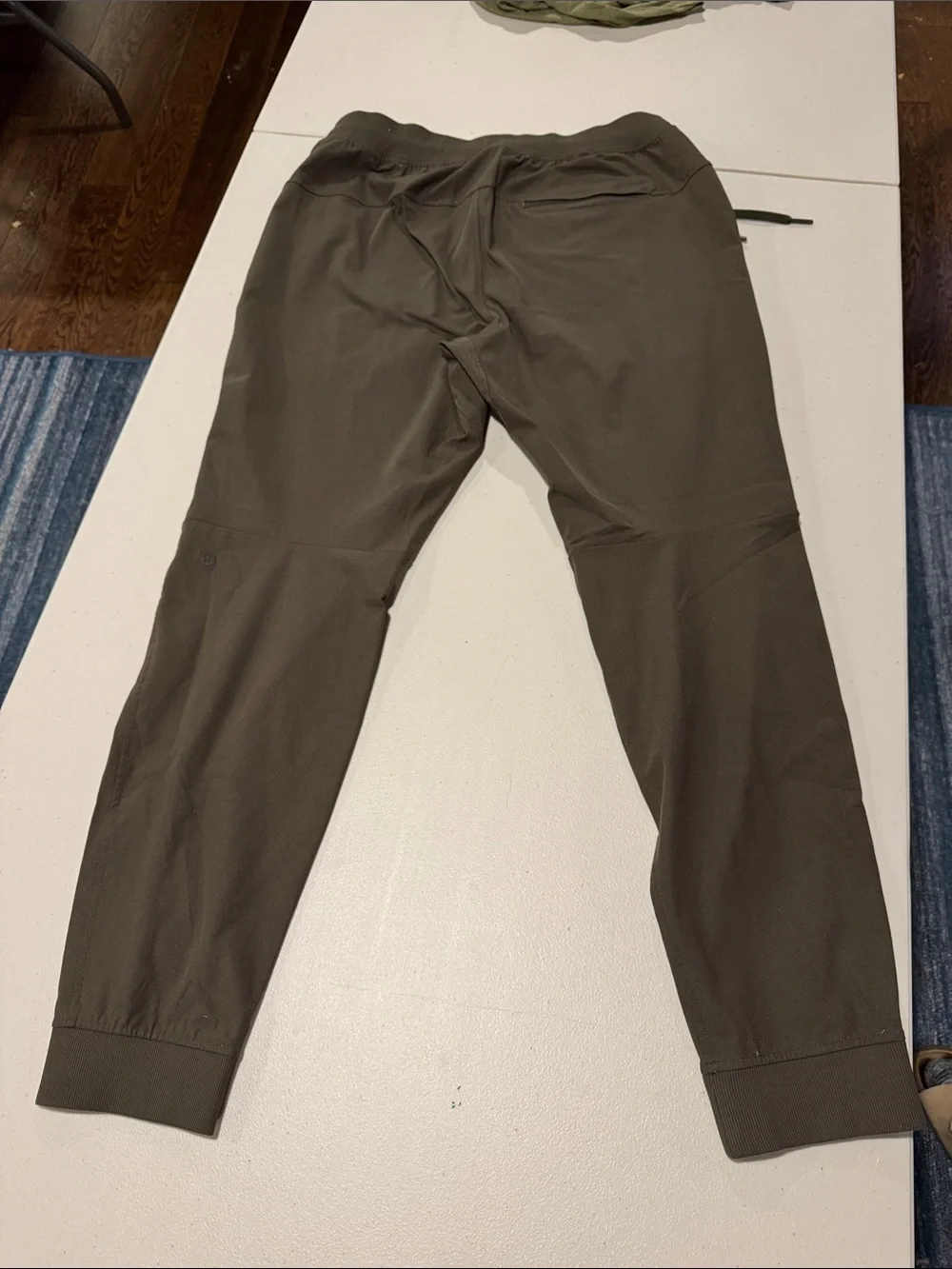 lululemon athletica lightweight performance