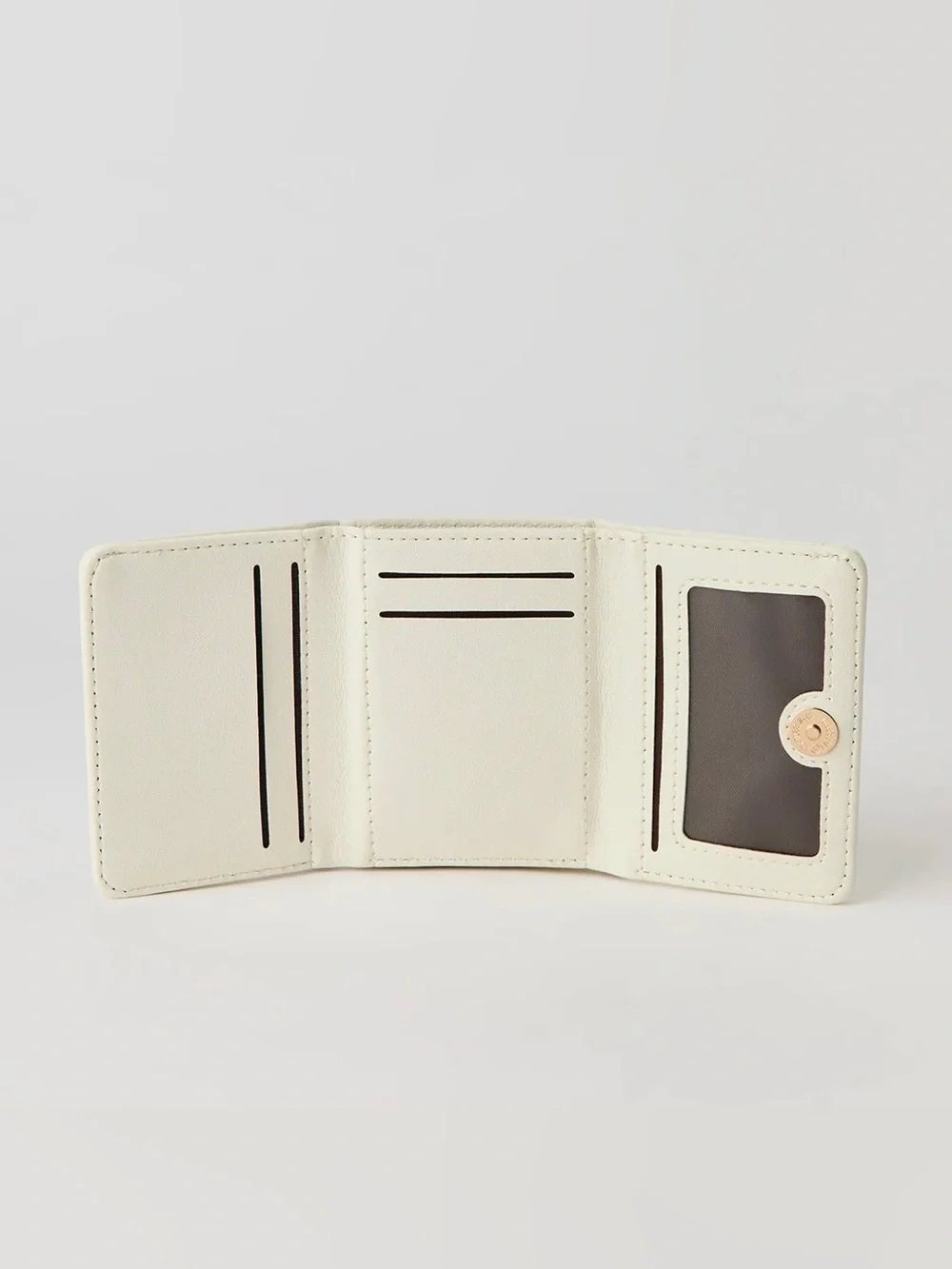 Playboy Women’s Wallet Trifold And Coin Purse With Heart Charm Off White