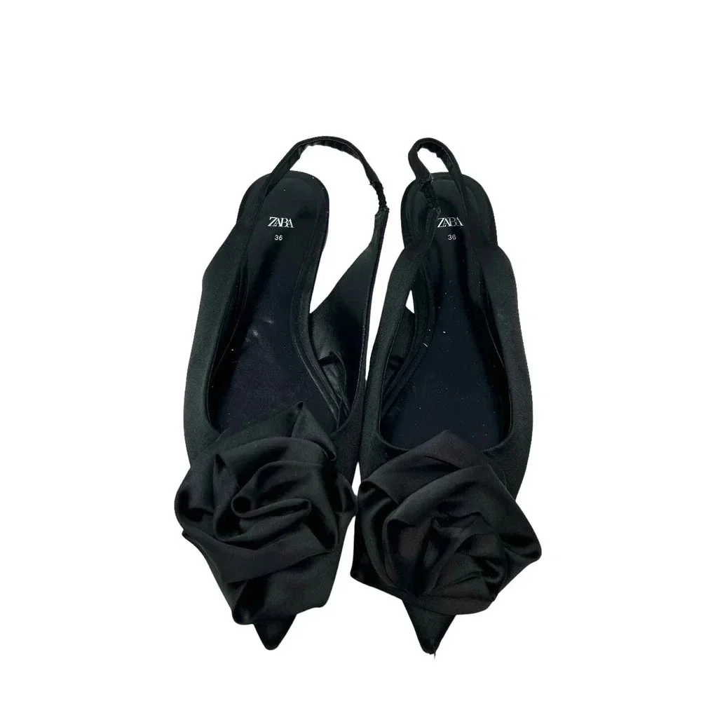Zara Straple Flat Shoes with Flowers Black Satin Rosette Size 36 US 5‎