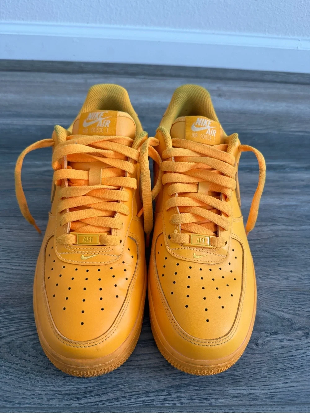 Nike low top