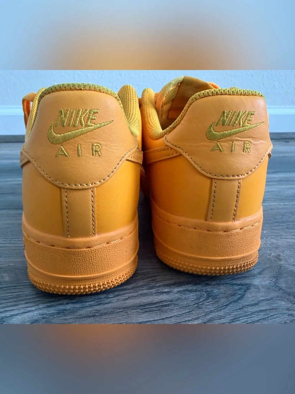 Nike low top