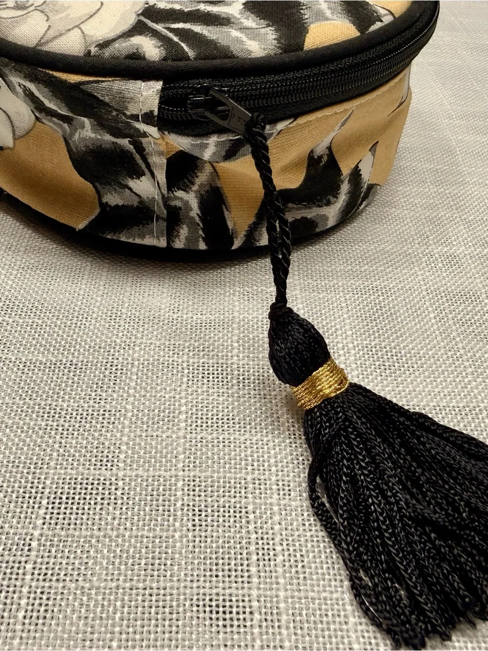 CHANEL decorative pouch