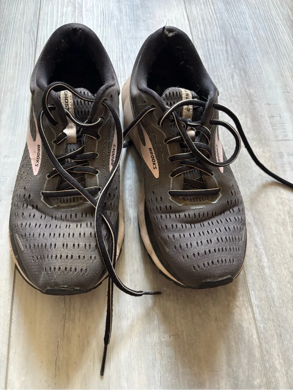 Brooks lightweight trainers