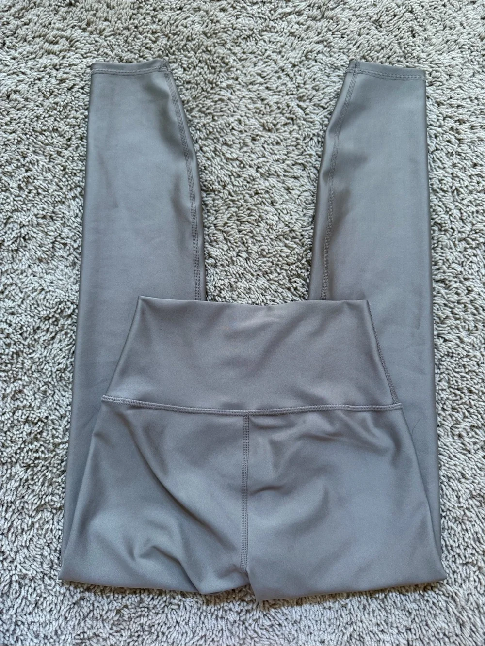 ALO Yoga smooth high