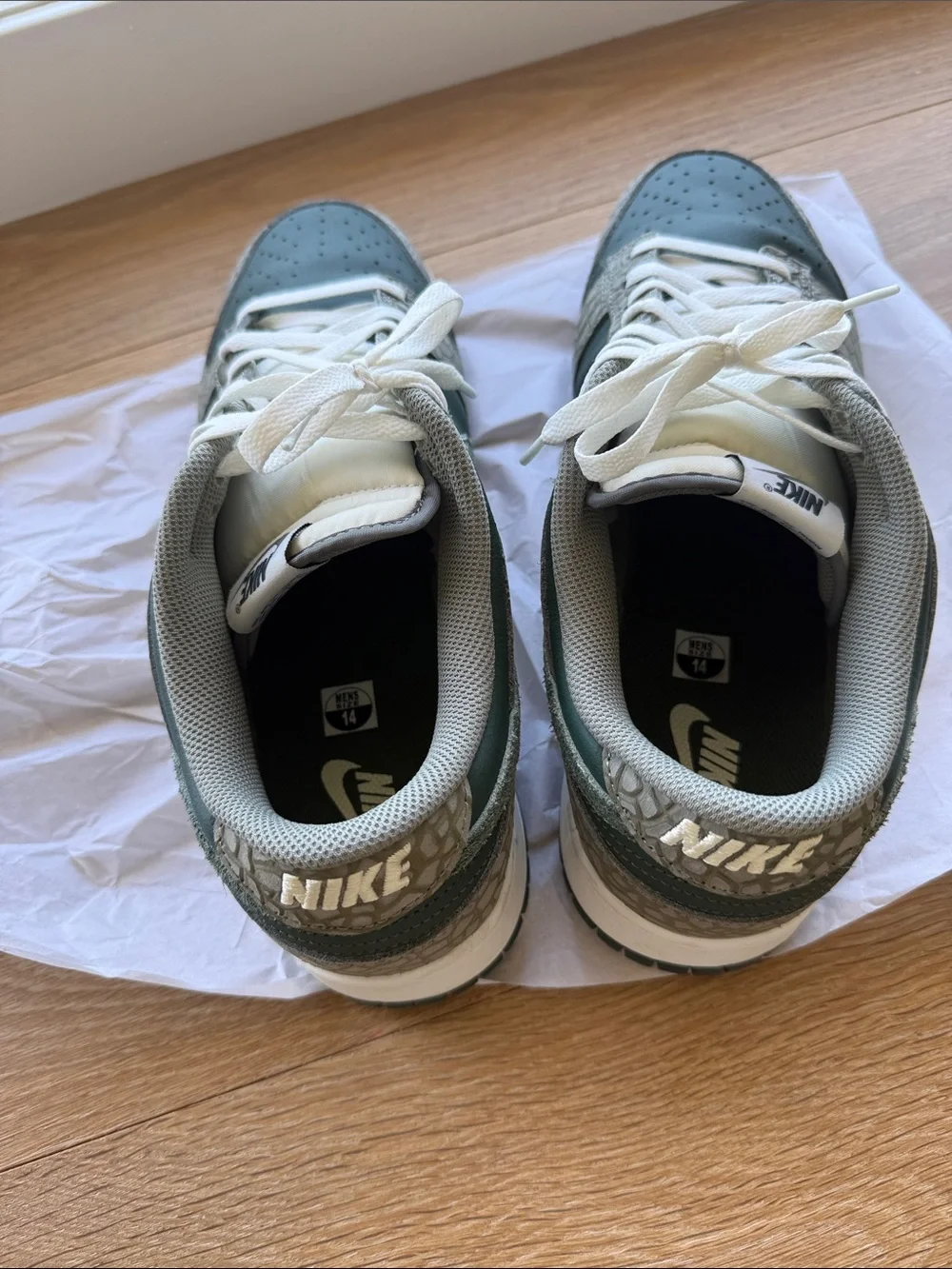 Nike stylish low