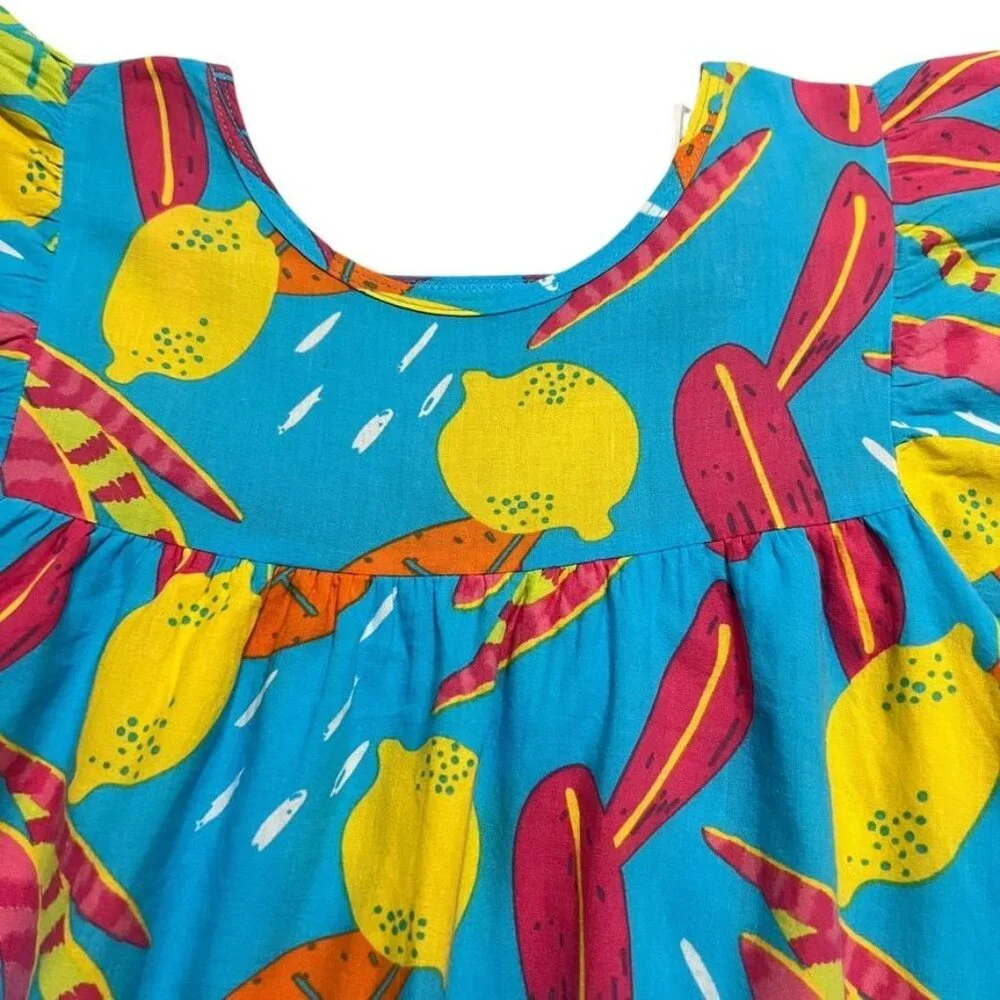 Nanai features style
