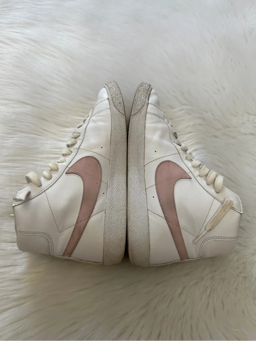 Nike blazer mid