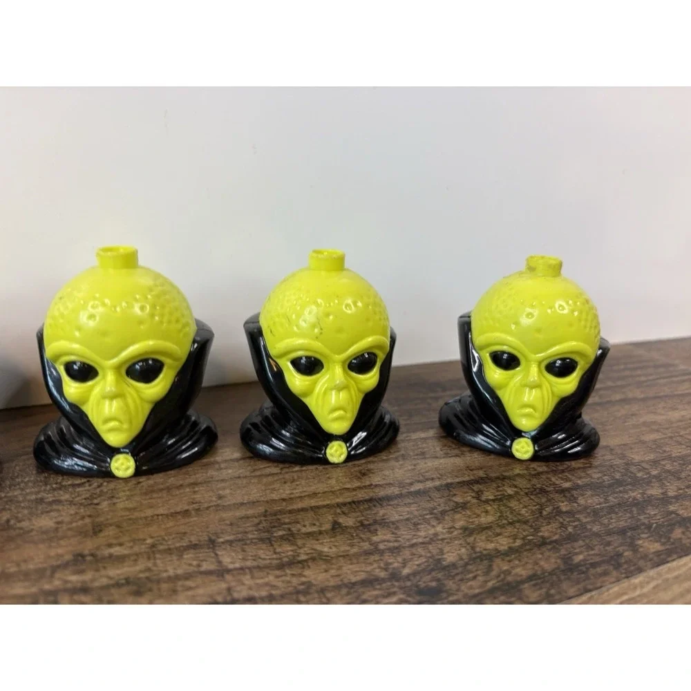 Lot Of 6 Alien Blow Mold String Light Covers Replacement Aliens Space