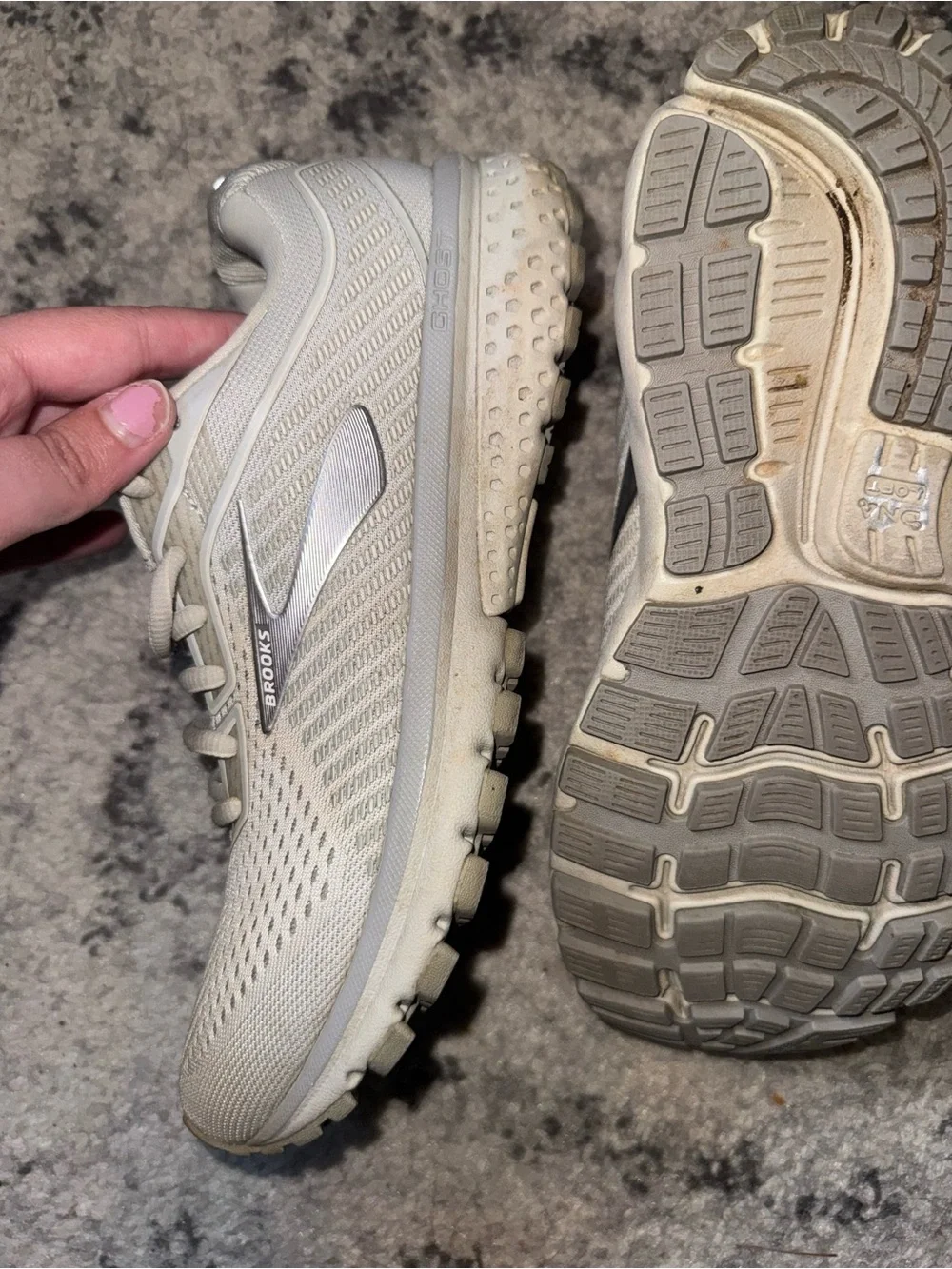 Brooks ghost 12