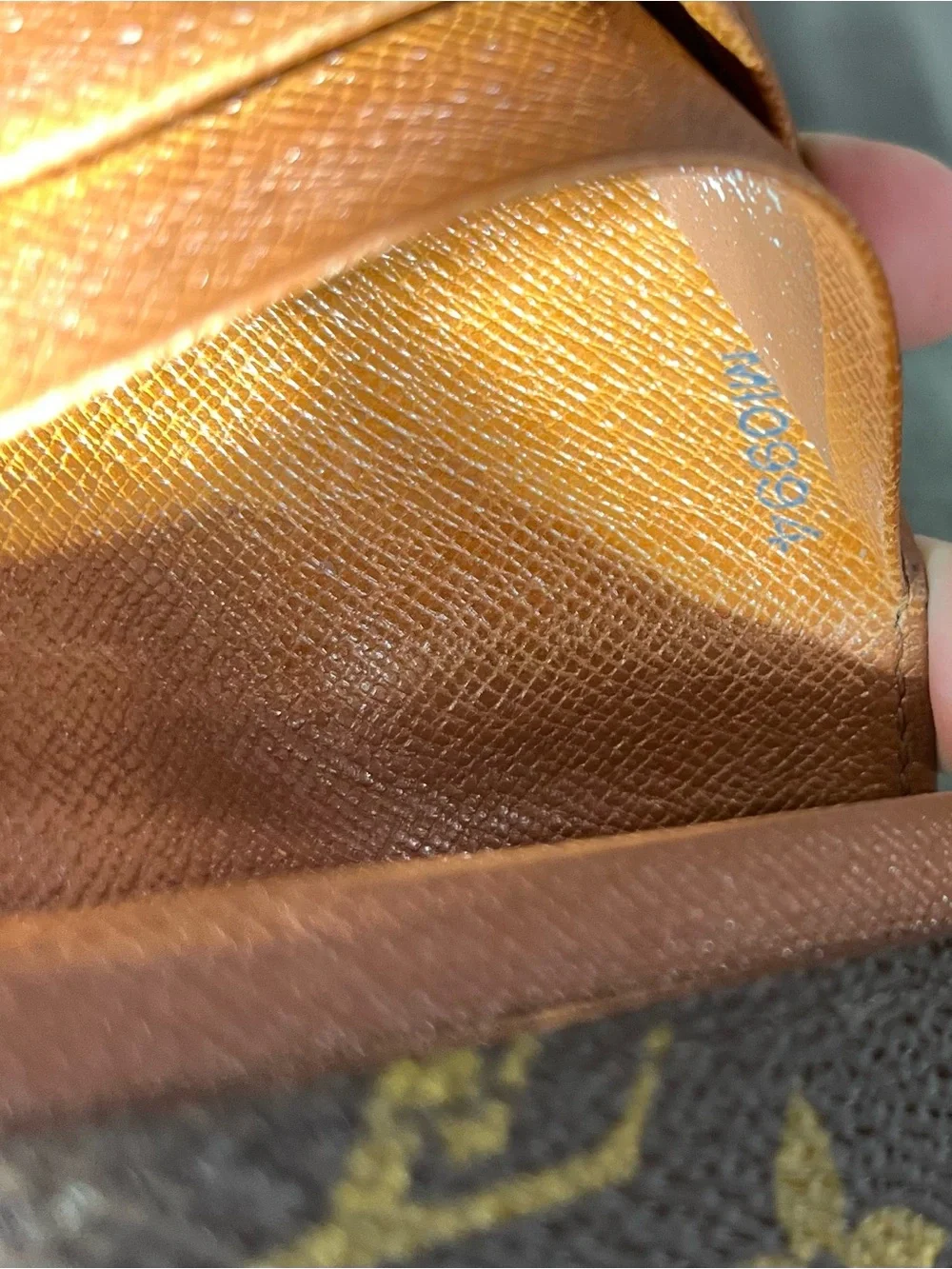 Louis Vuitton 100% authentic