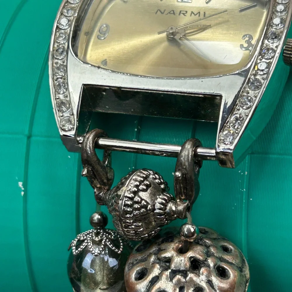 Narmi womens watch