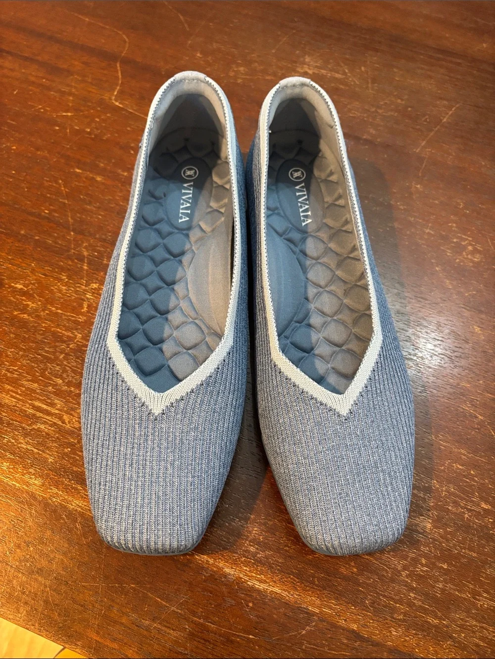 Vivaia Margot Square Toe V- Cut 2.0 Slip Ons