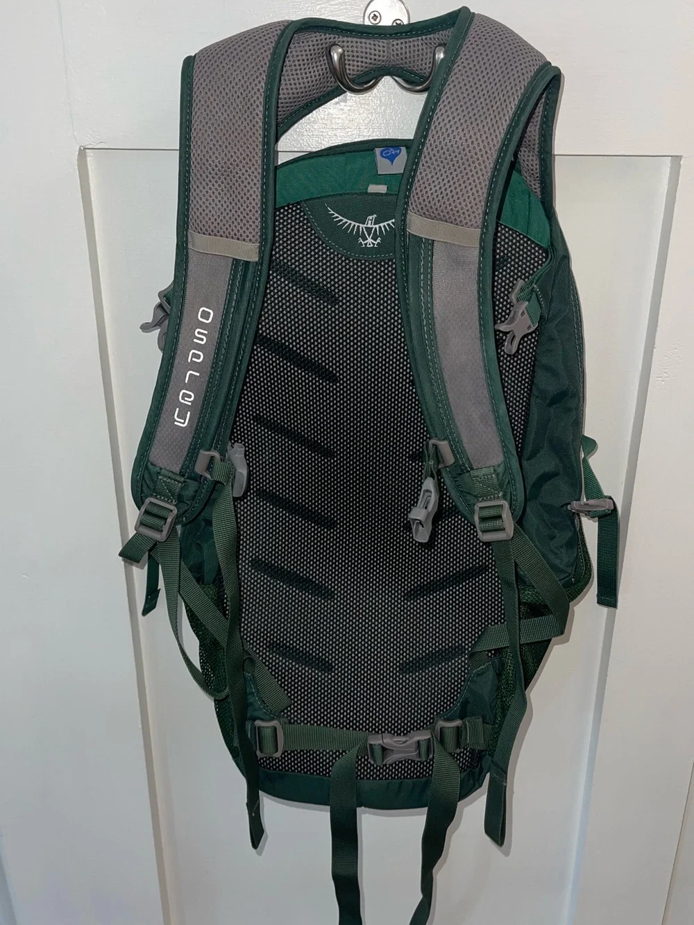 OSPREY compact backpack
