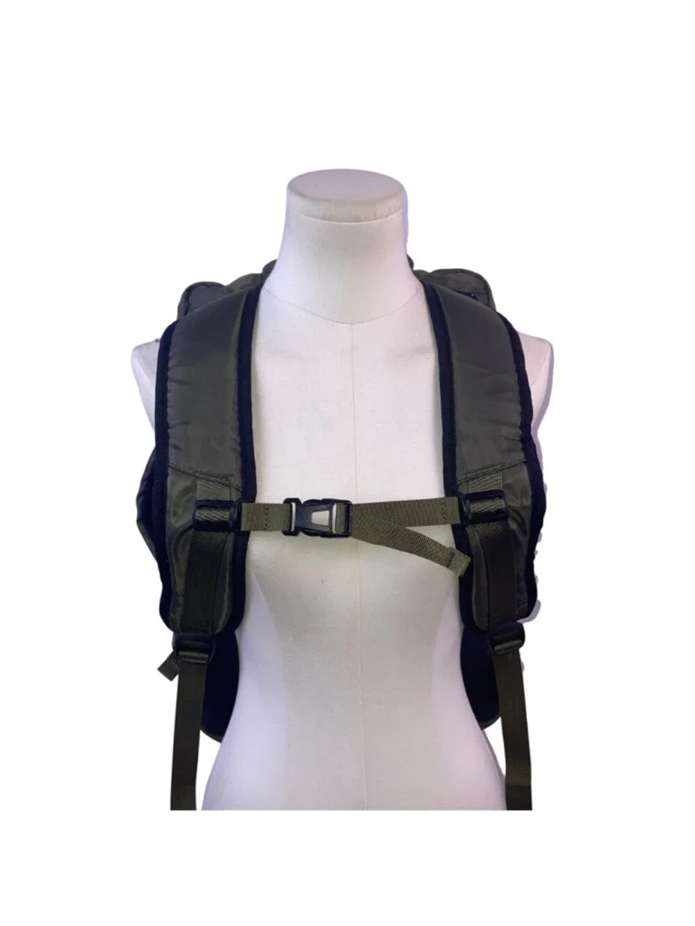 Matein Unisex Olive Green Nylon Adjustable Straps Convertible Travel Backpack