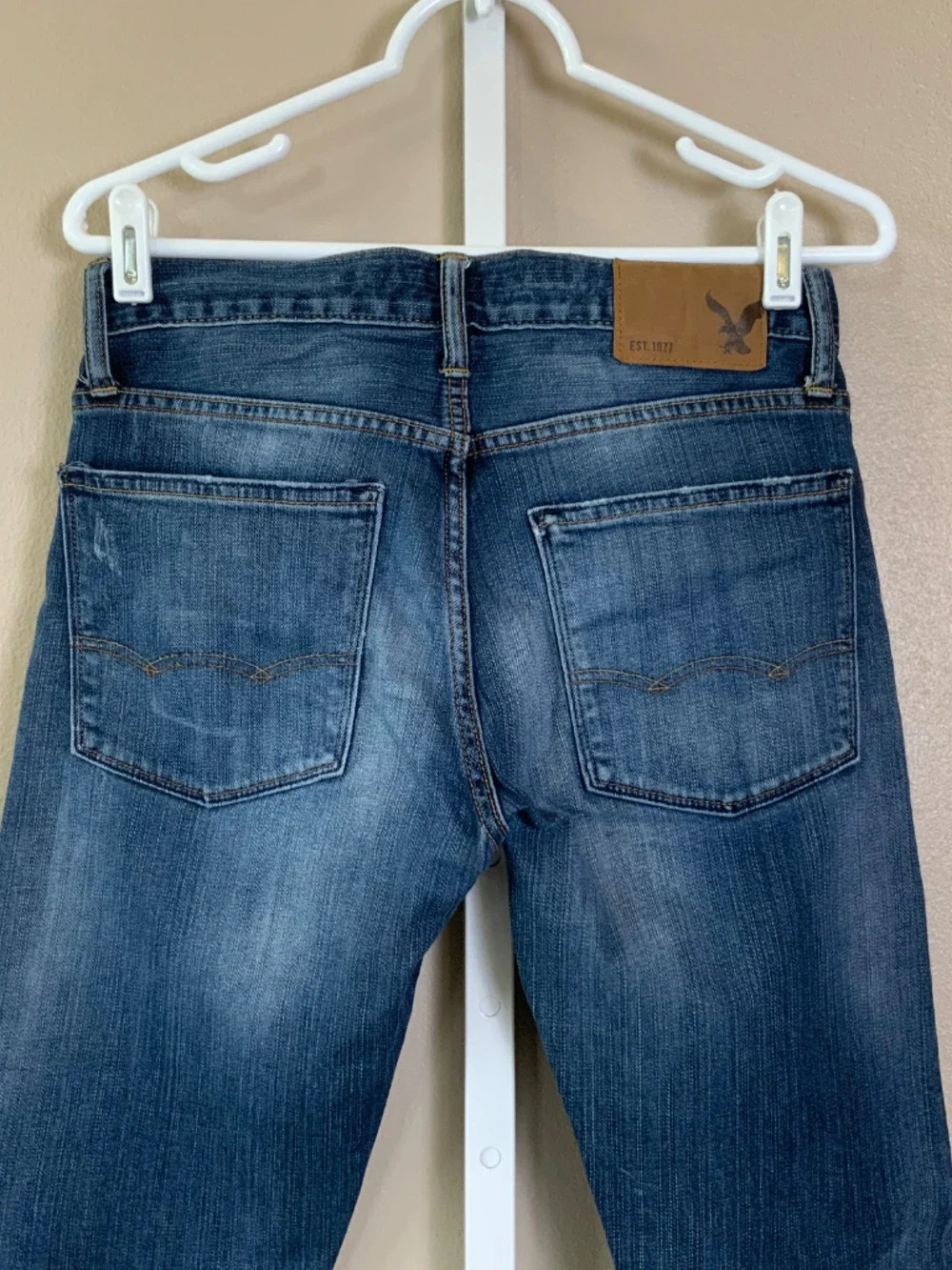 American Eagle Outfitters item details