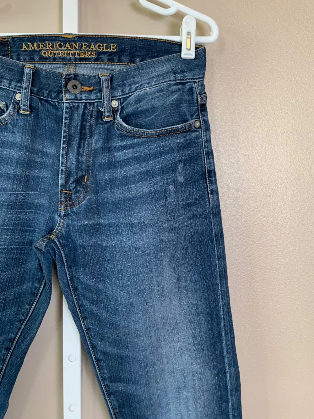 American Eagle Outfitters elastane distressing