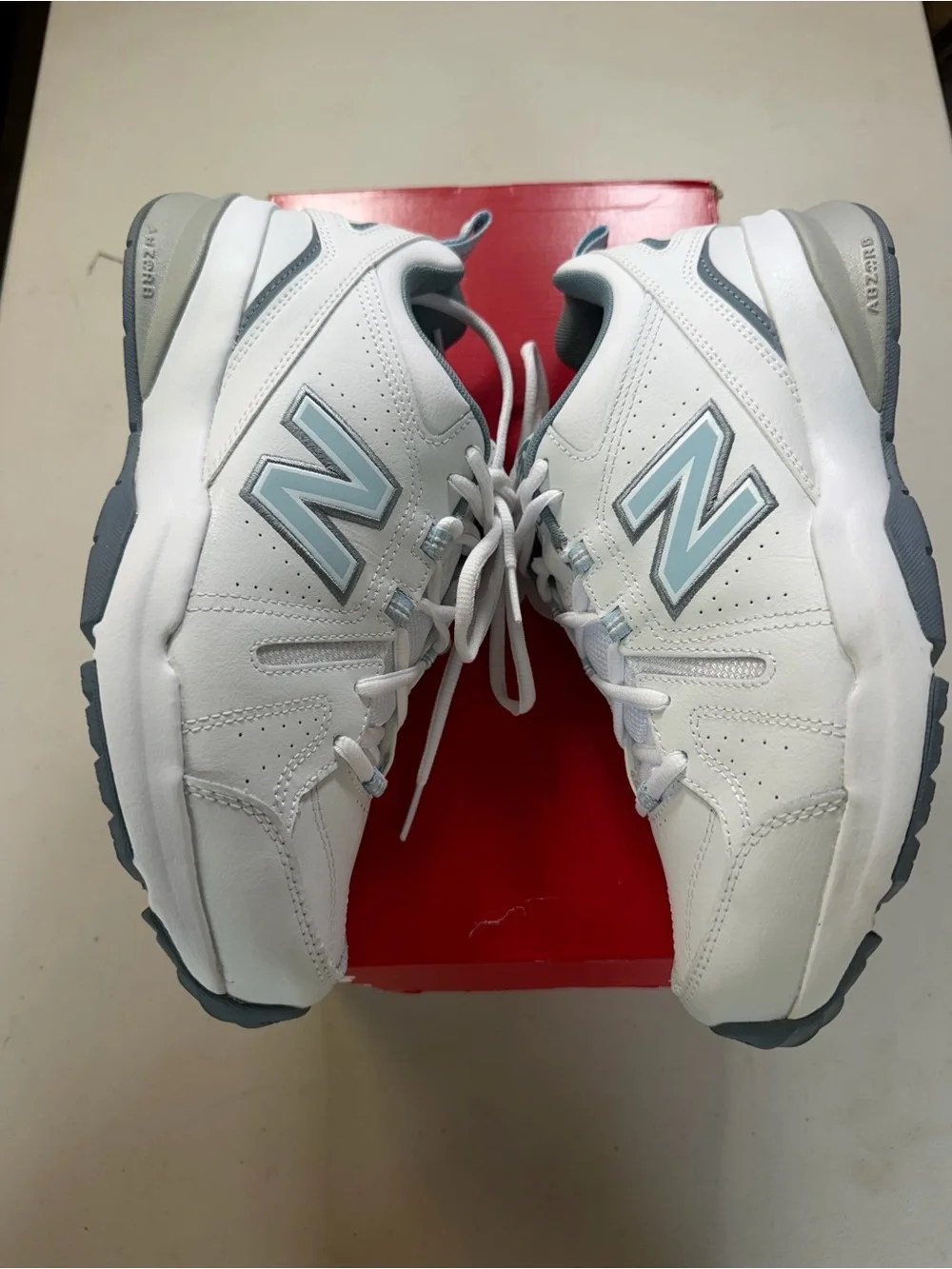 New Balance sporty new
