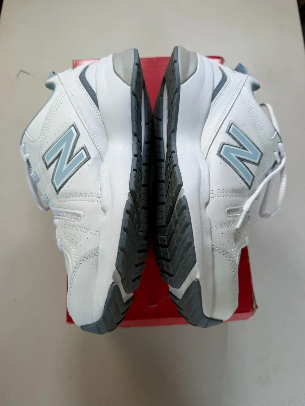 New Balance sporty new