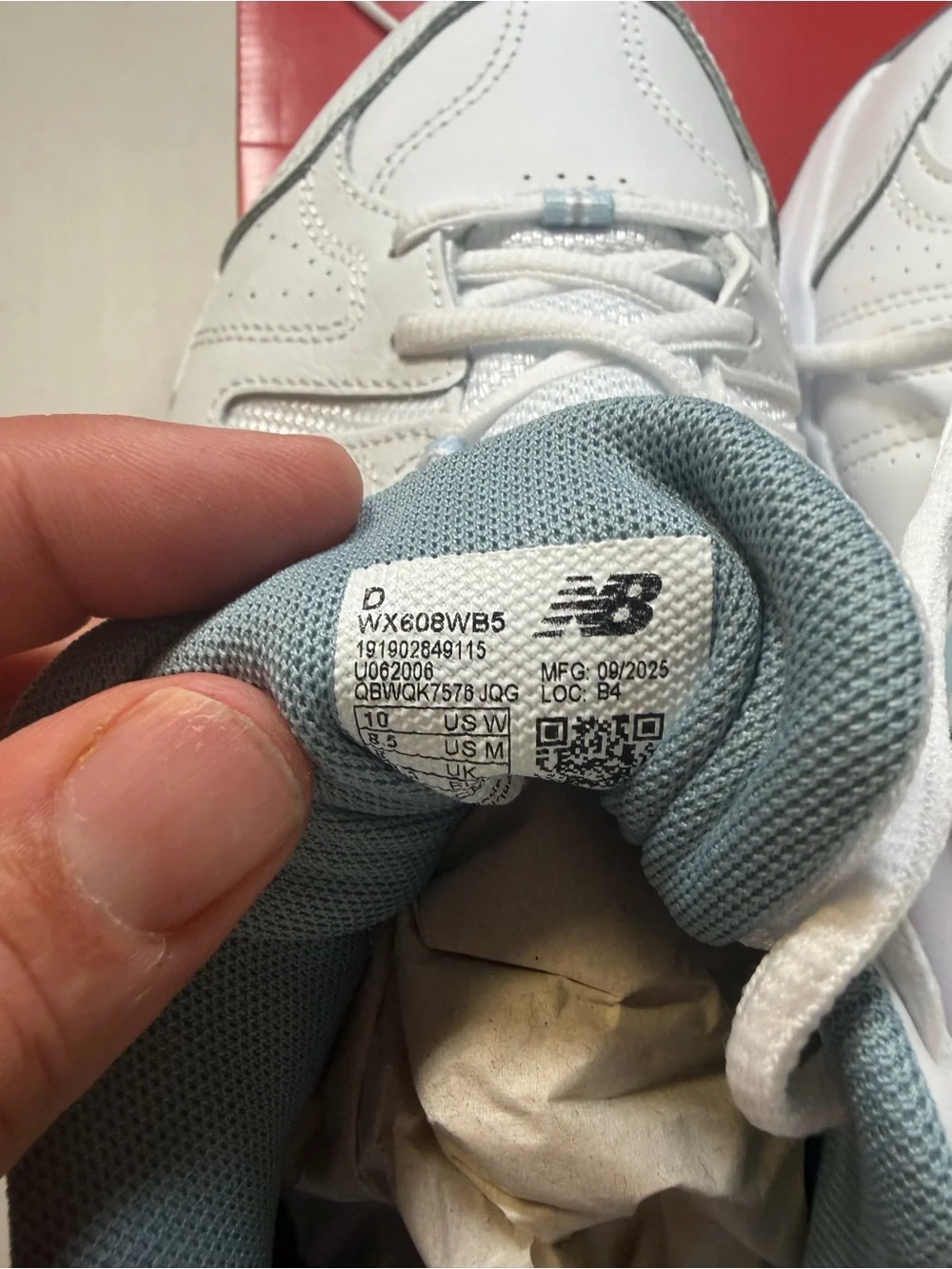 New Balance sporty new