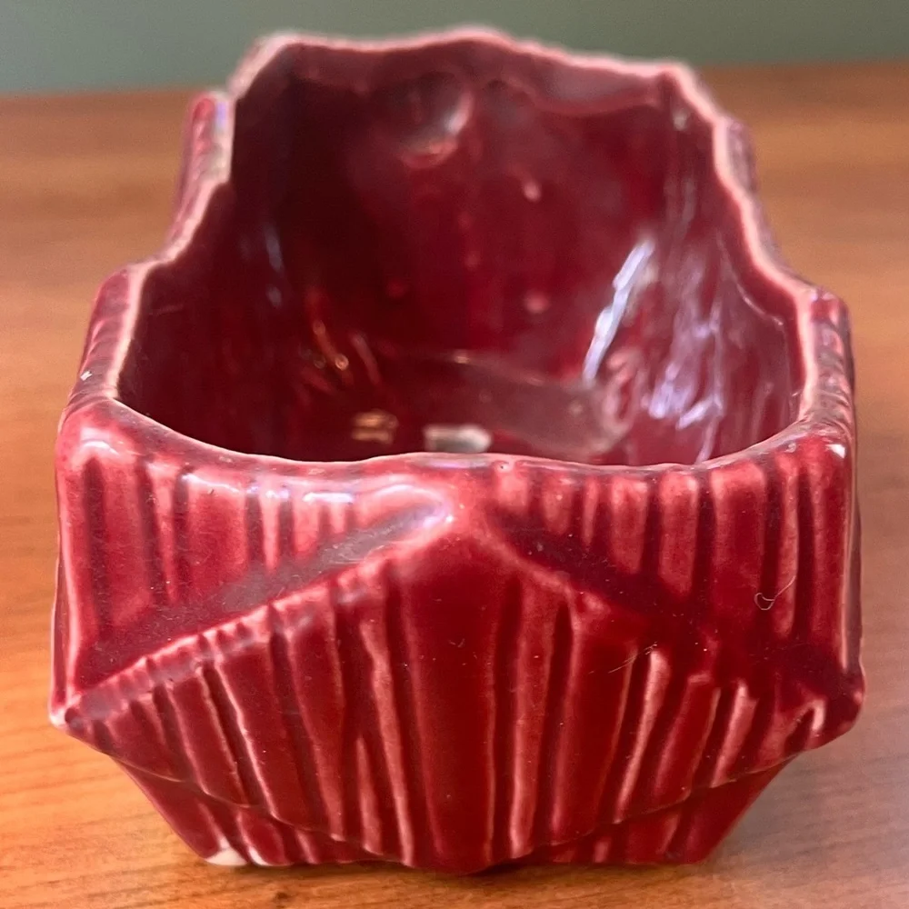 Mccoy planter pottery